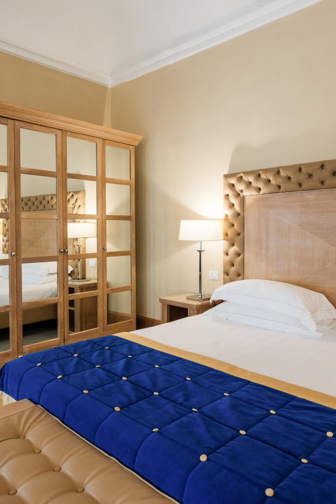 Villa Tolomei Hotel&Resort Firenze Esterno foto A bedroom at the hotel