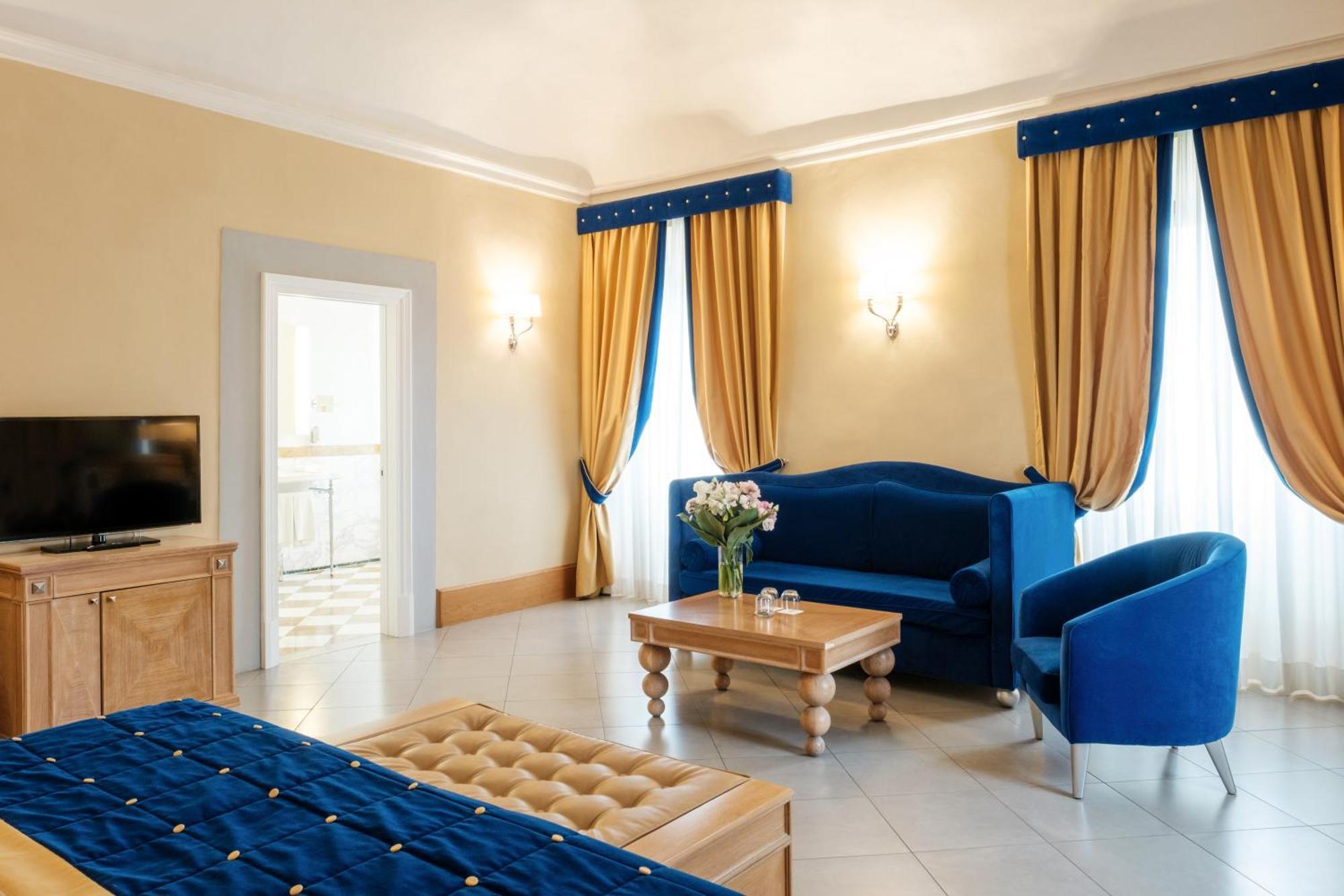 Villa Tolomei Hotel&Resort Firenze Esterno foto A suite at the hotel