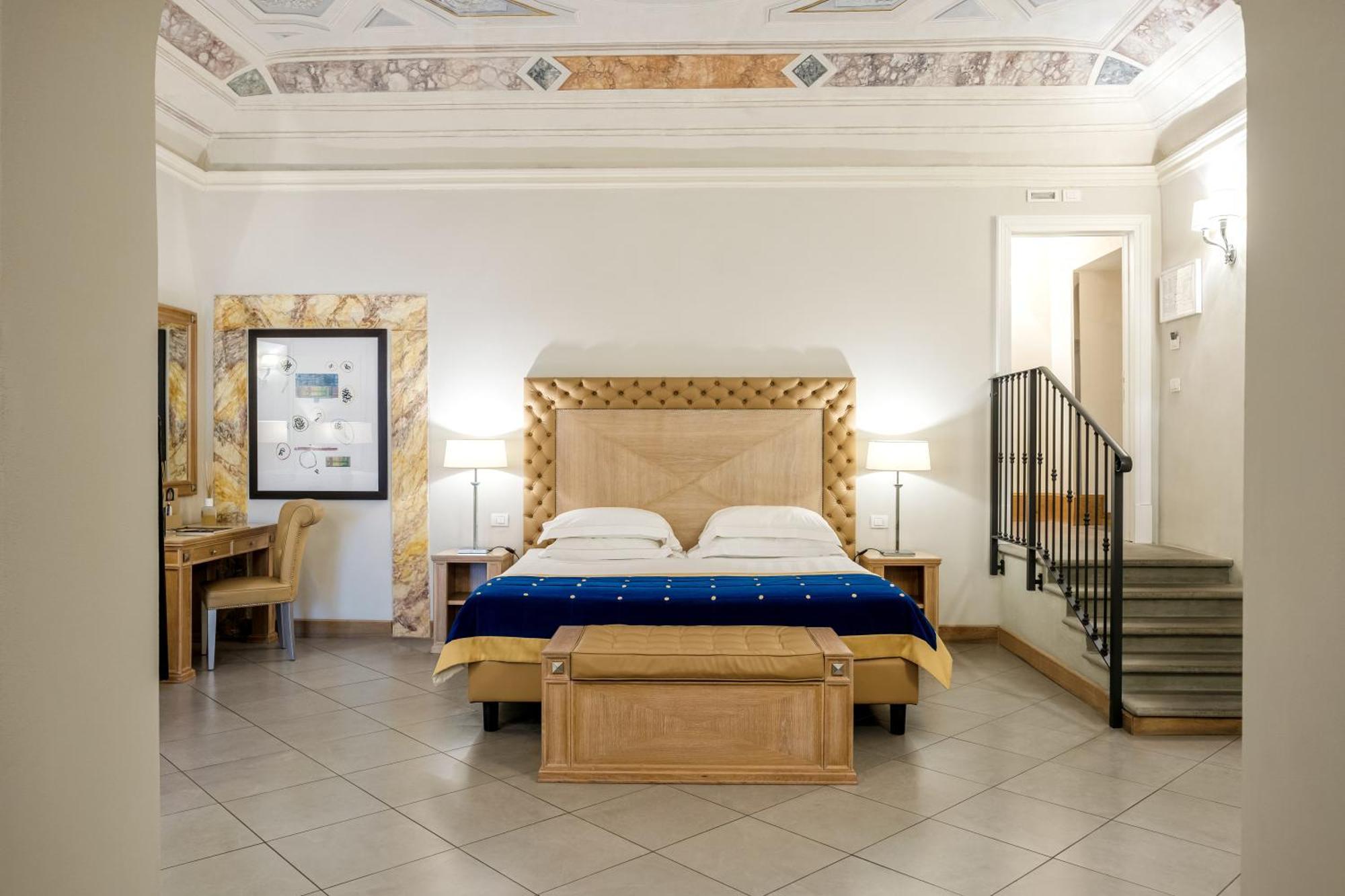 Villa Tolomei Hotel&Resort Firenze Esterno foto A room at the hotel
